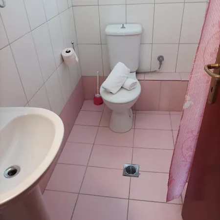 Fallias Πανσιόν