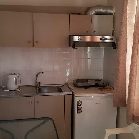 Fallias Guest house *
